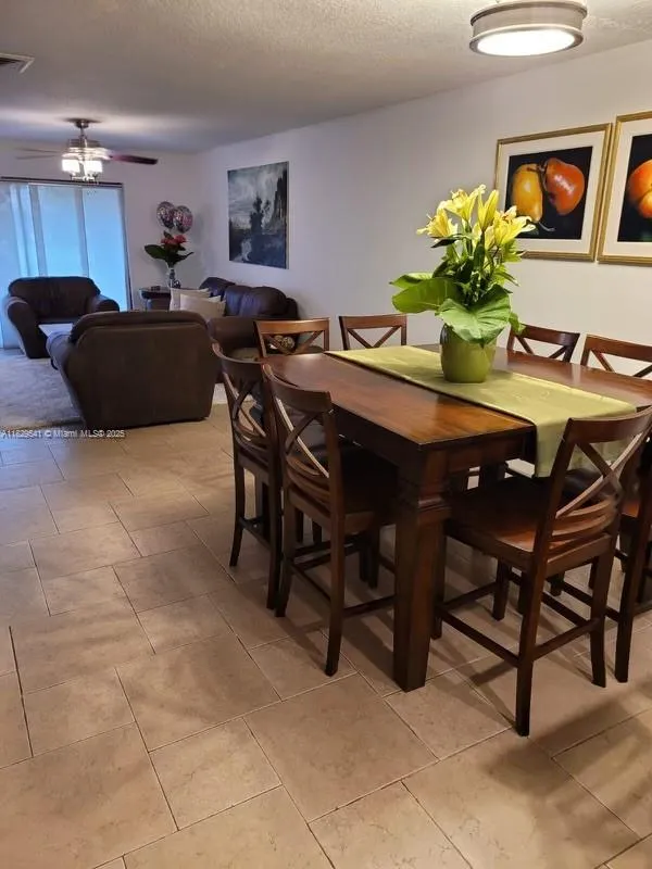 2 bedroom 3 bath for sale at 3926 Estepona Ave, Doral FL 33178