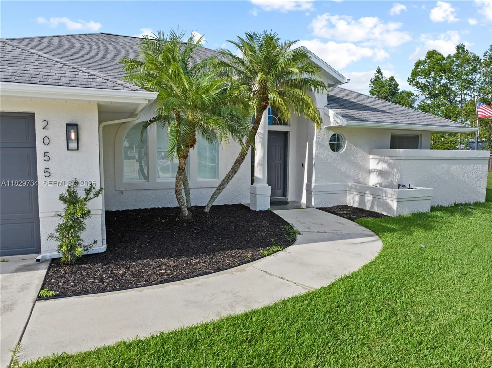 2055 SW Aaron Ln, Port St. Lucie FL 34953