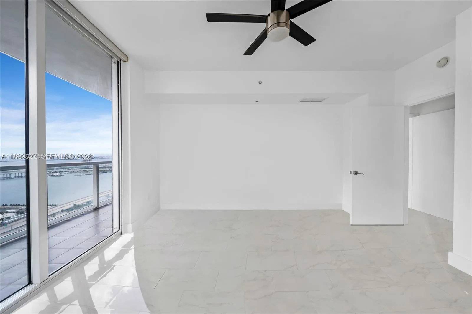 244 Biscayne Blvd # 3704, Miami FL 33132