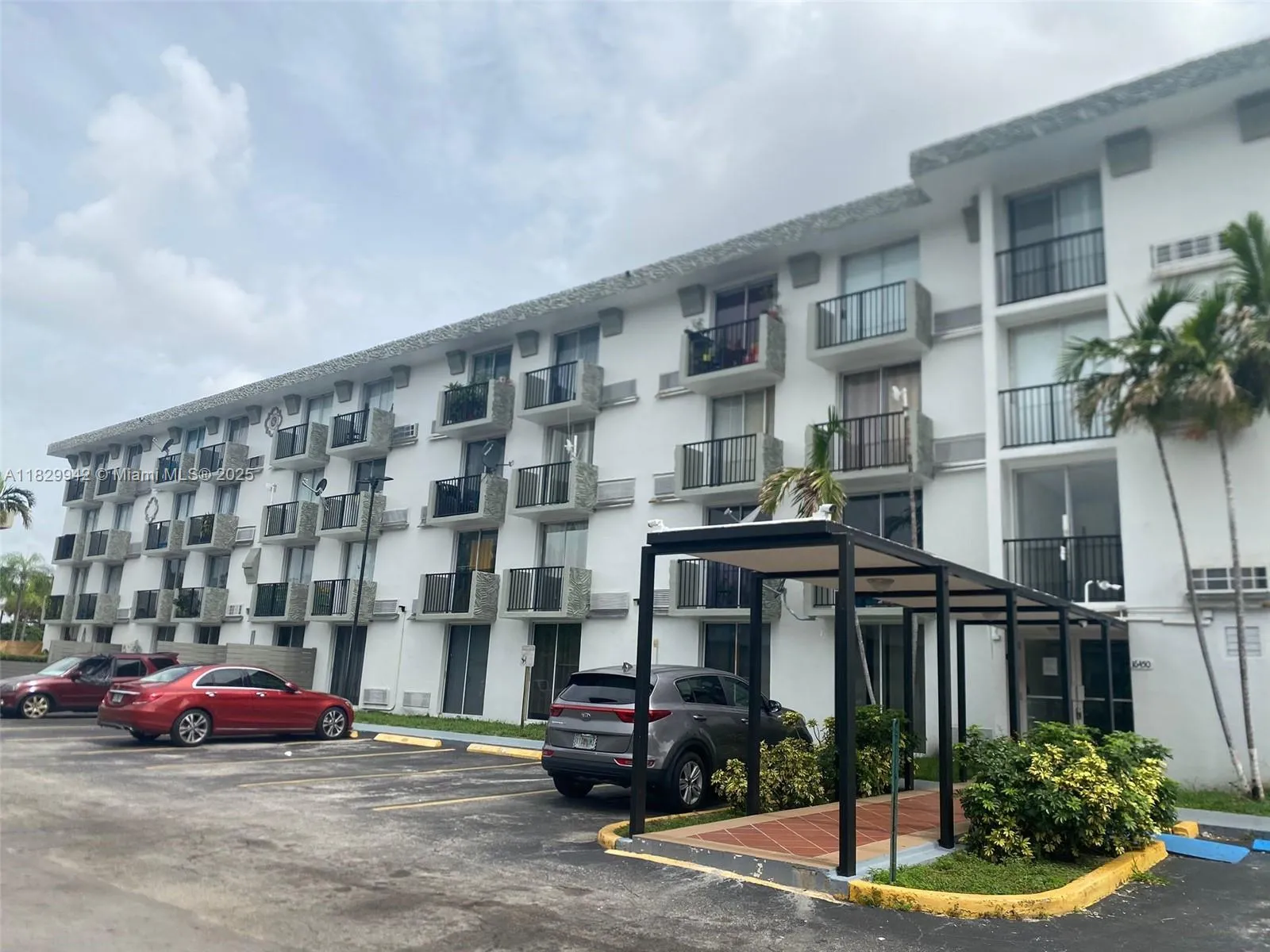 16450 NW 2nd Ave # 302, Miami FL 33169