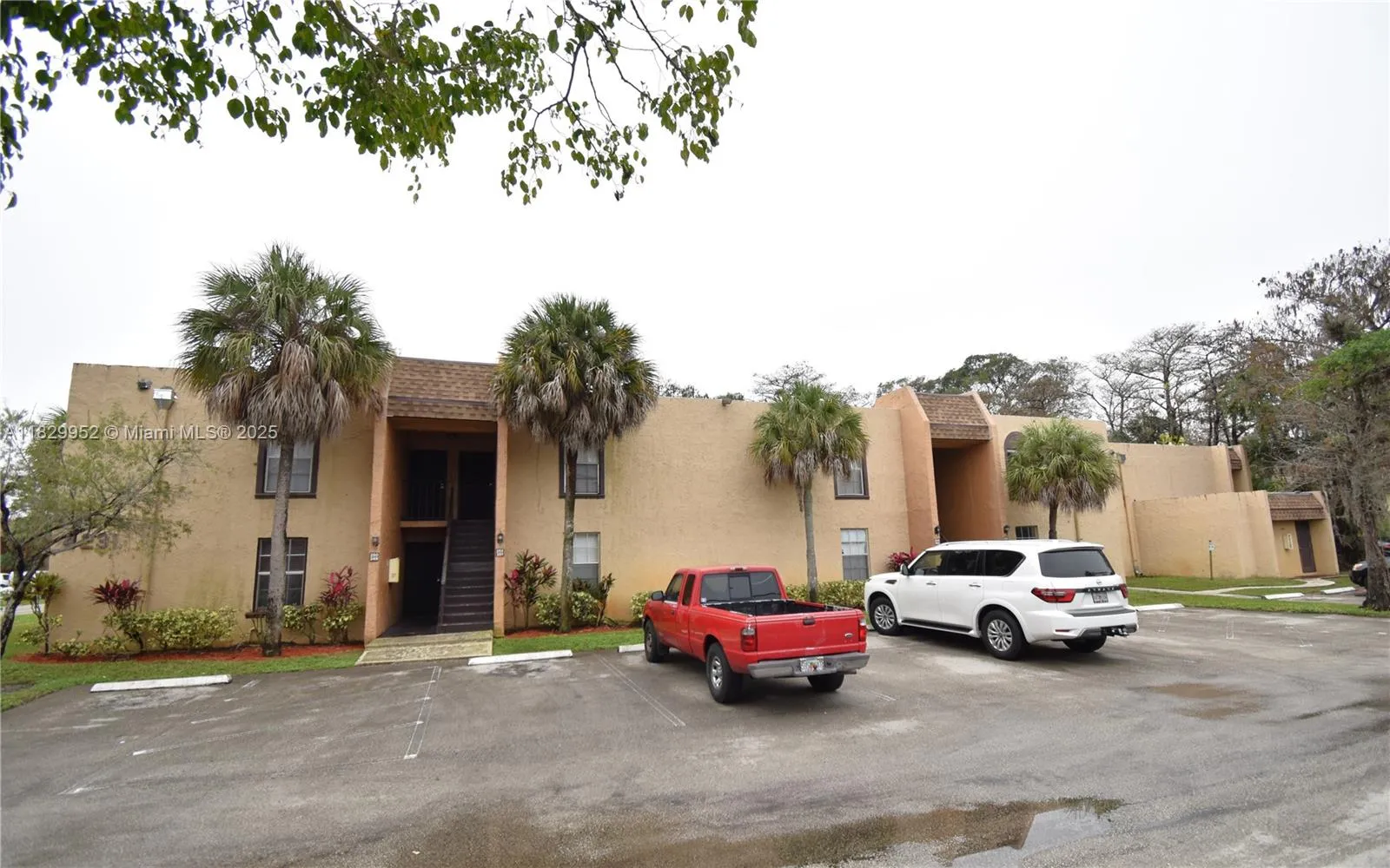 4231 NW 19th St # 256, Lauderhill FL 33313