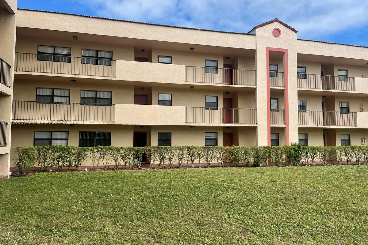 3399 Foxcroft Rd # 315, Miramar FL 33025