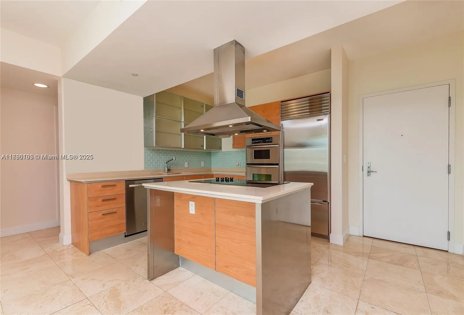 218 SE 14th St # 1203, Miami FL 33131