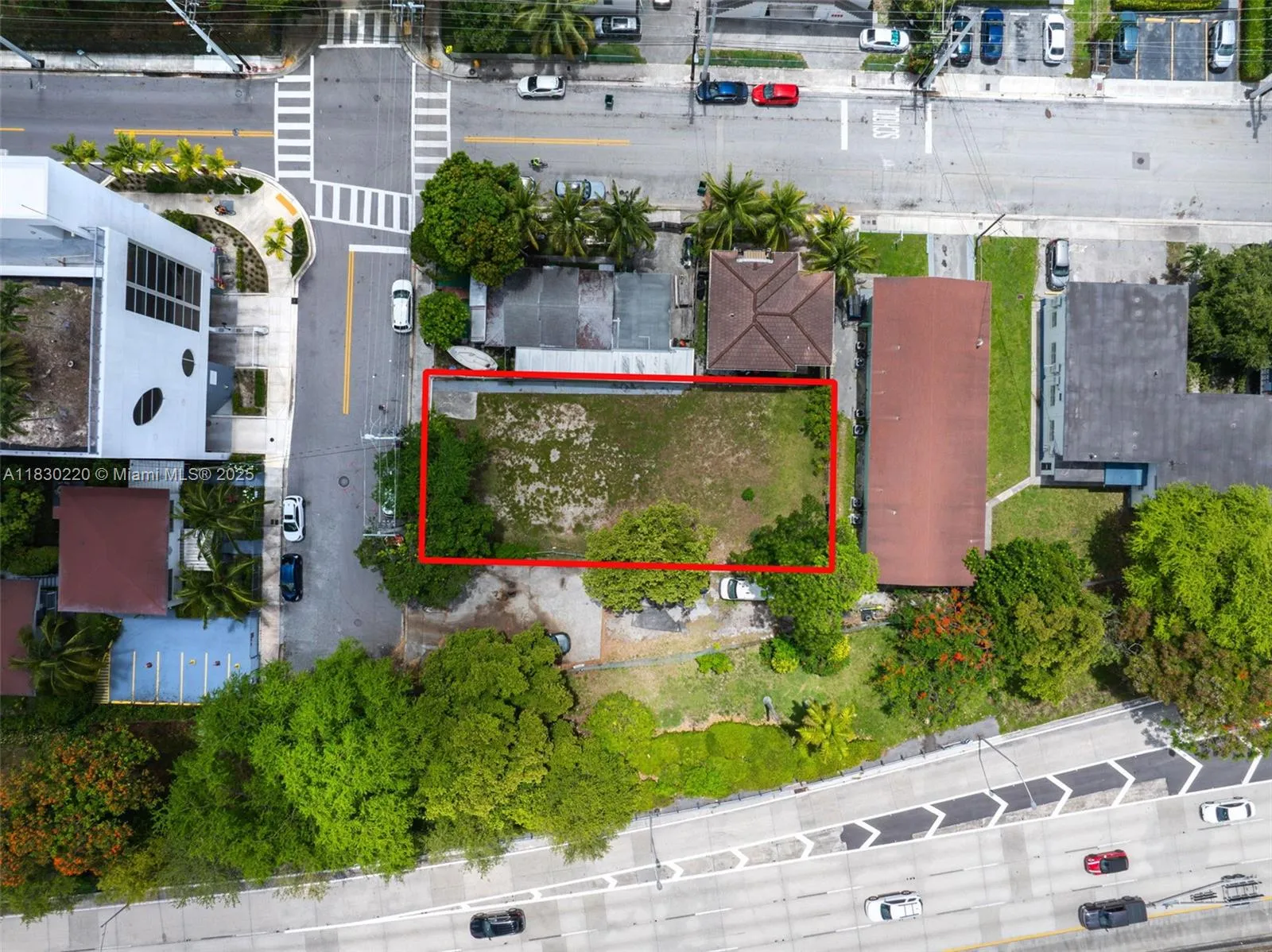 367 SW 11th St, Miami FL 33130