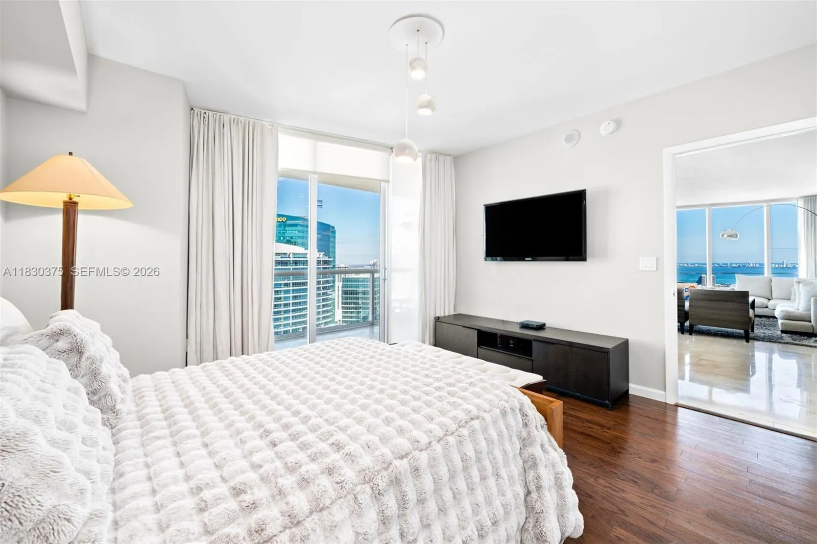 465 Brickell Ave # 5302, Miami FL 33131