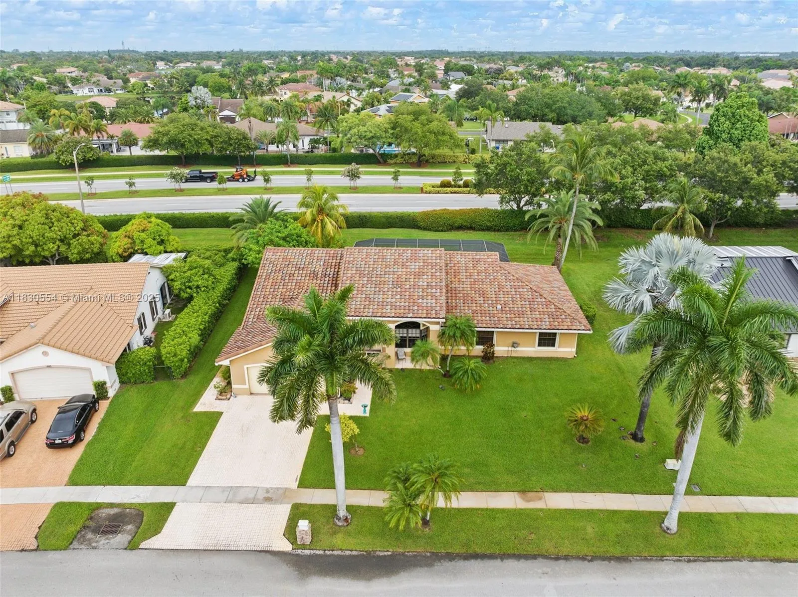 450 NW 195th Ave, Pembroke Pines FL 33029