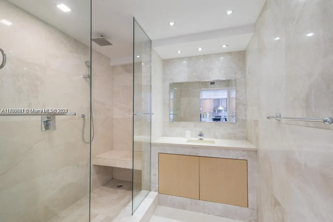 401 Ocean Dr # 1009, Miami Beach FL 33139