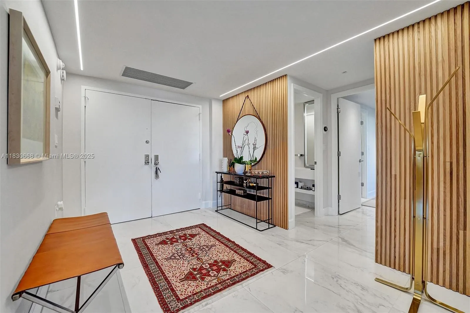 3 bedroom 2 bath for sale at 2 Grove Isle Dr # B410, Miami FL 33133