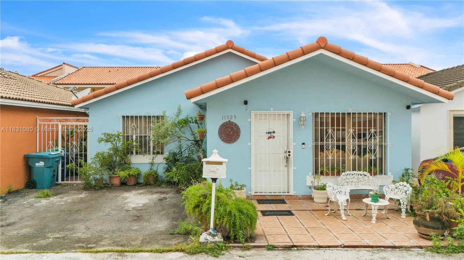 3 bedroom 2 bath for sale at 11525 SW 6th St, Sweetwater FL 33174