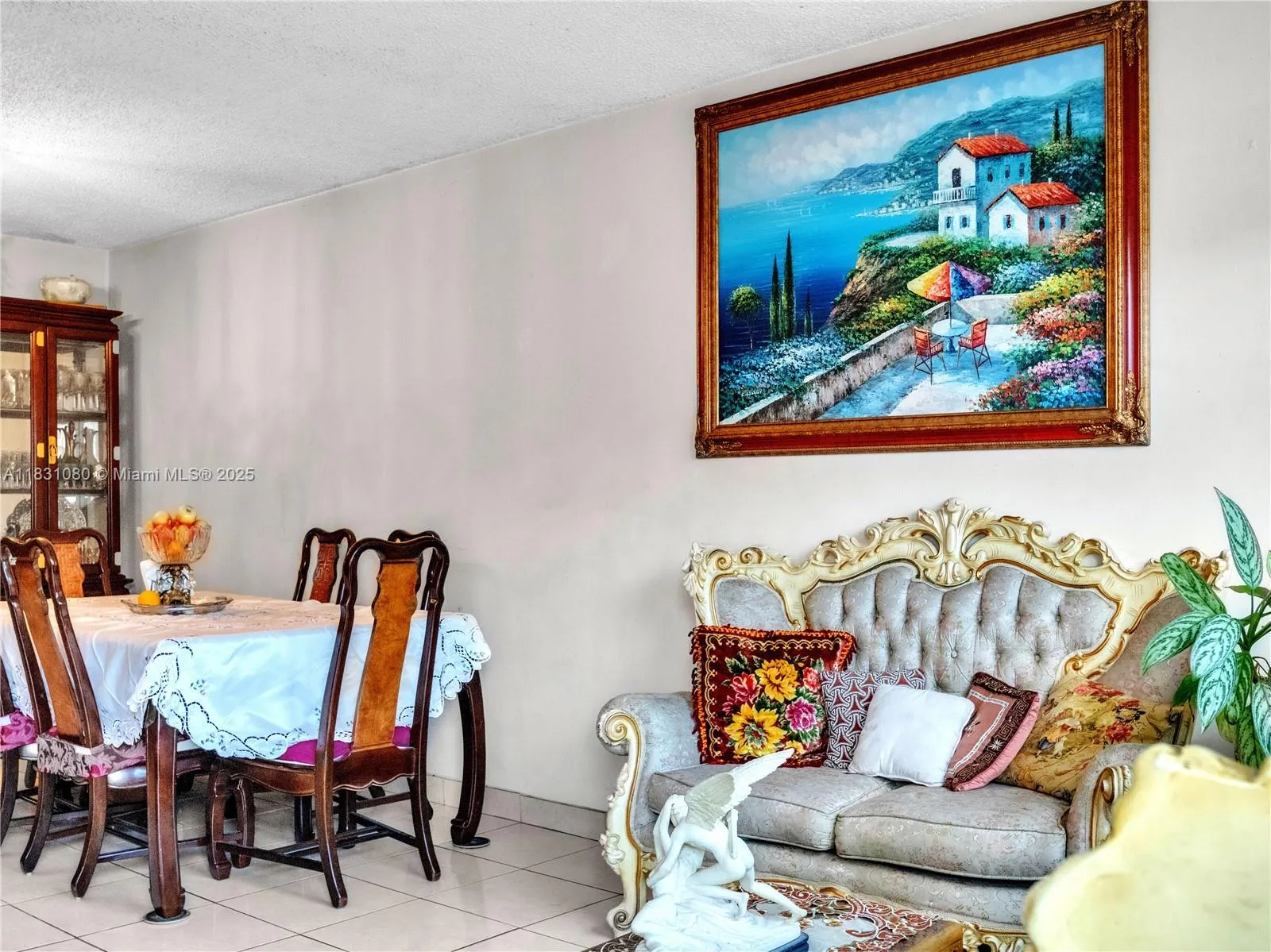 11525 SW 6th St, Sweetwater FL 33174