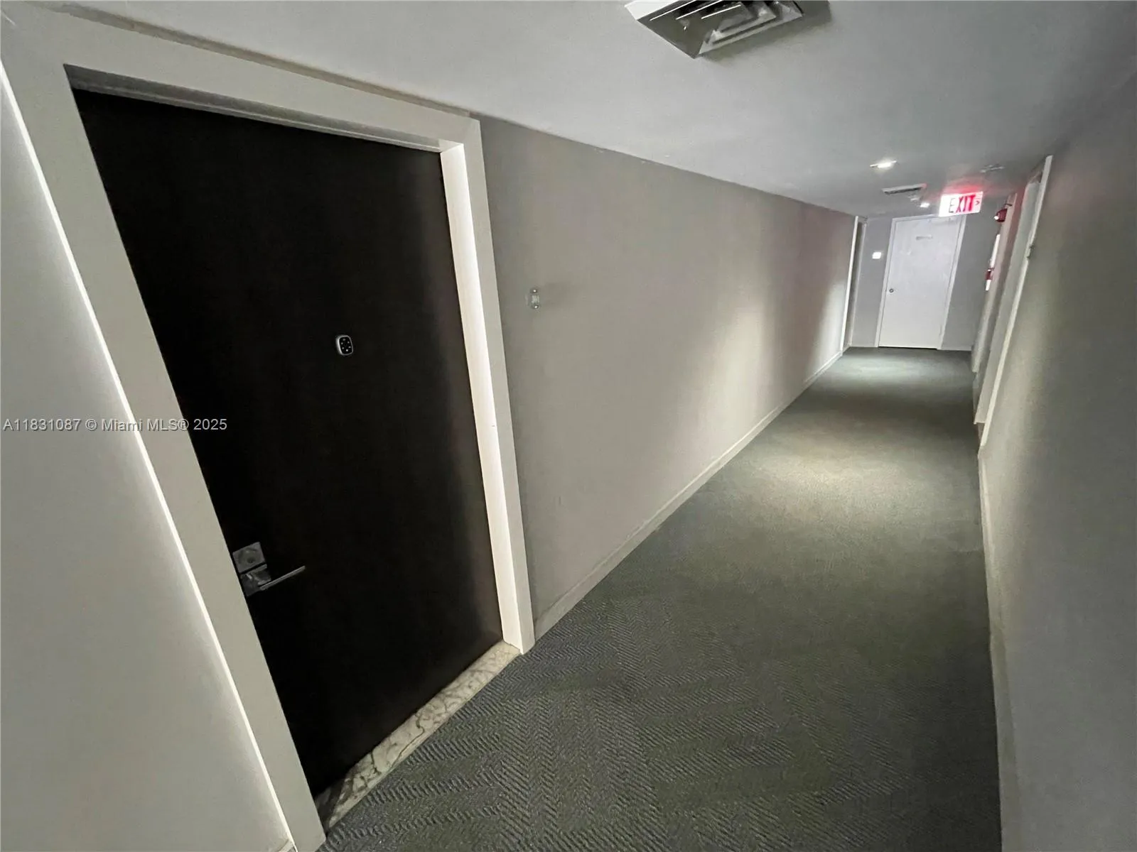 20335 W Country Club Dr # 304, Aventura FL 33180