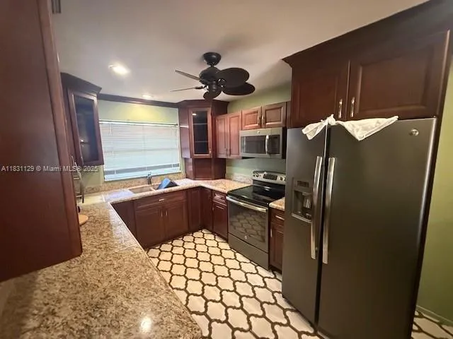 9106 Limetree Ln # 174, Pembroke Pines FL 33024