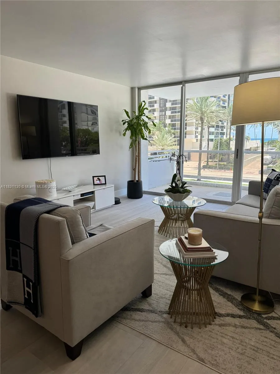 5700 Collins Ave # 3C, Miami Beach FL 33140