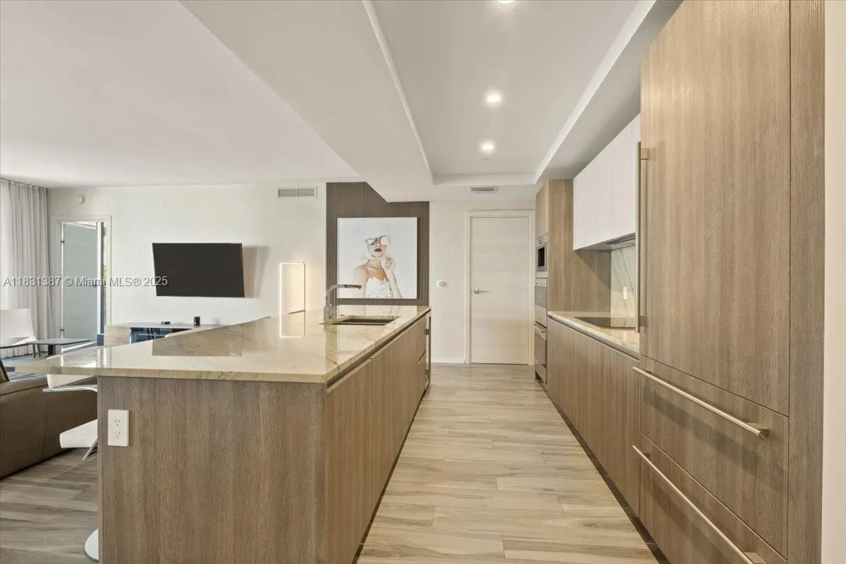 2 bedroom 4 bath for sale at 801 S Miami Ave # 4708, Miami FL 33130