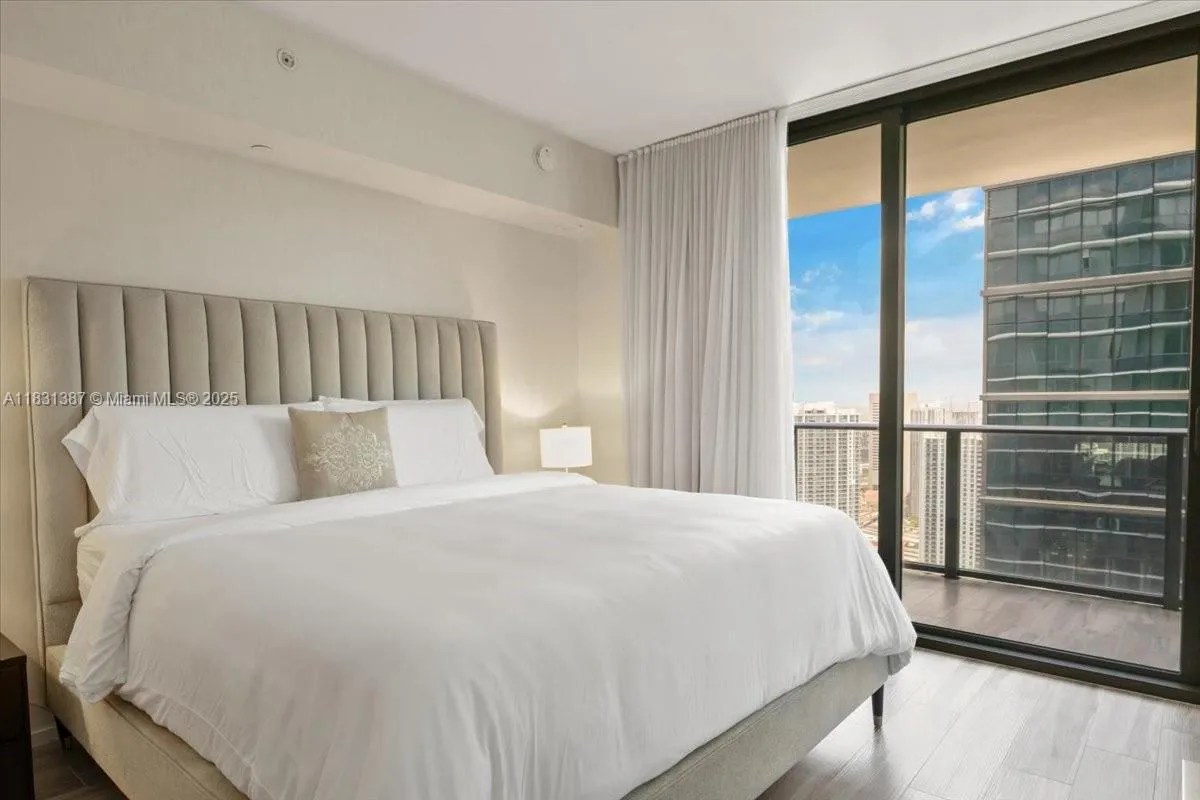 801 S Miami Ave # 4708, Miami FL 33130