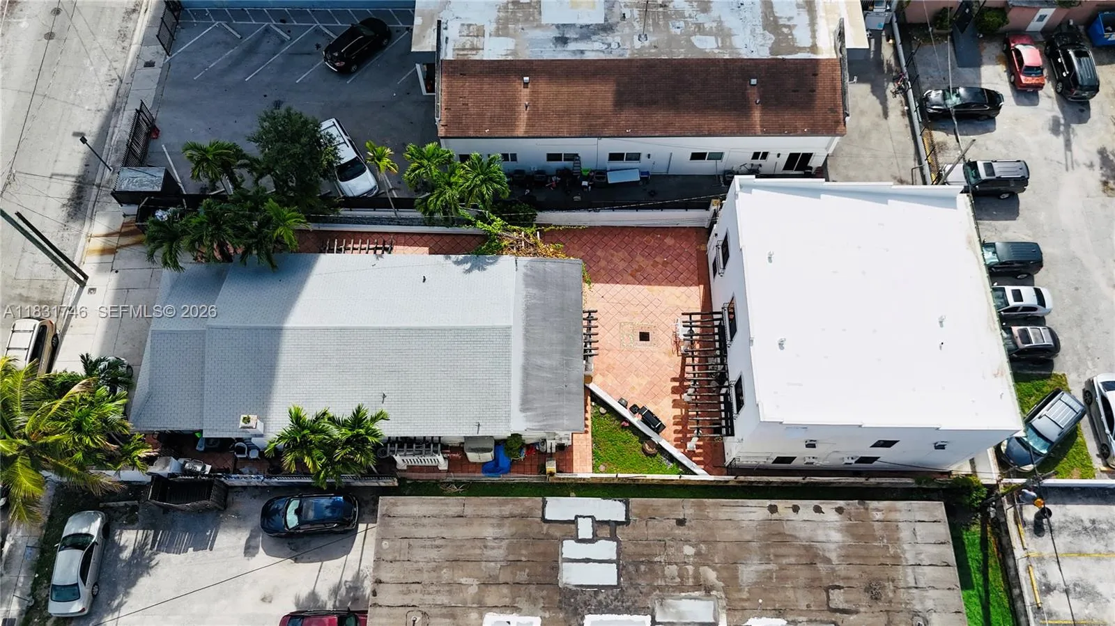 1236 SW 4th St, Miami FL 33135