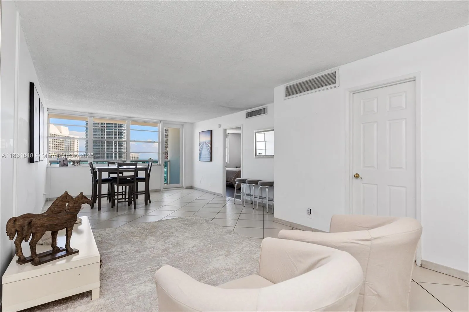 1 bedroom 1 bath for sale at 6770 Indian Creek Dr # 7A, Miami Beach FL 33141