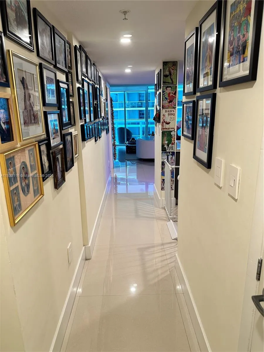 1800 N Bayshore # 2011, Miami FL 33132