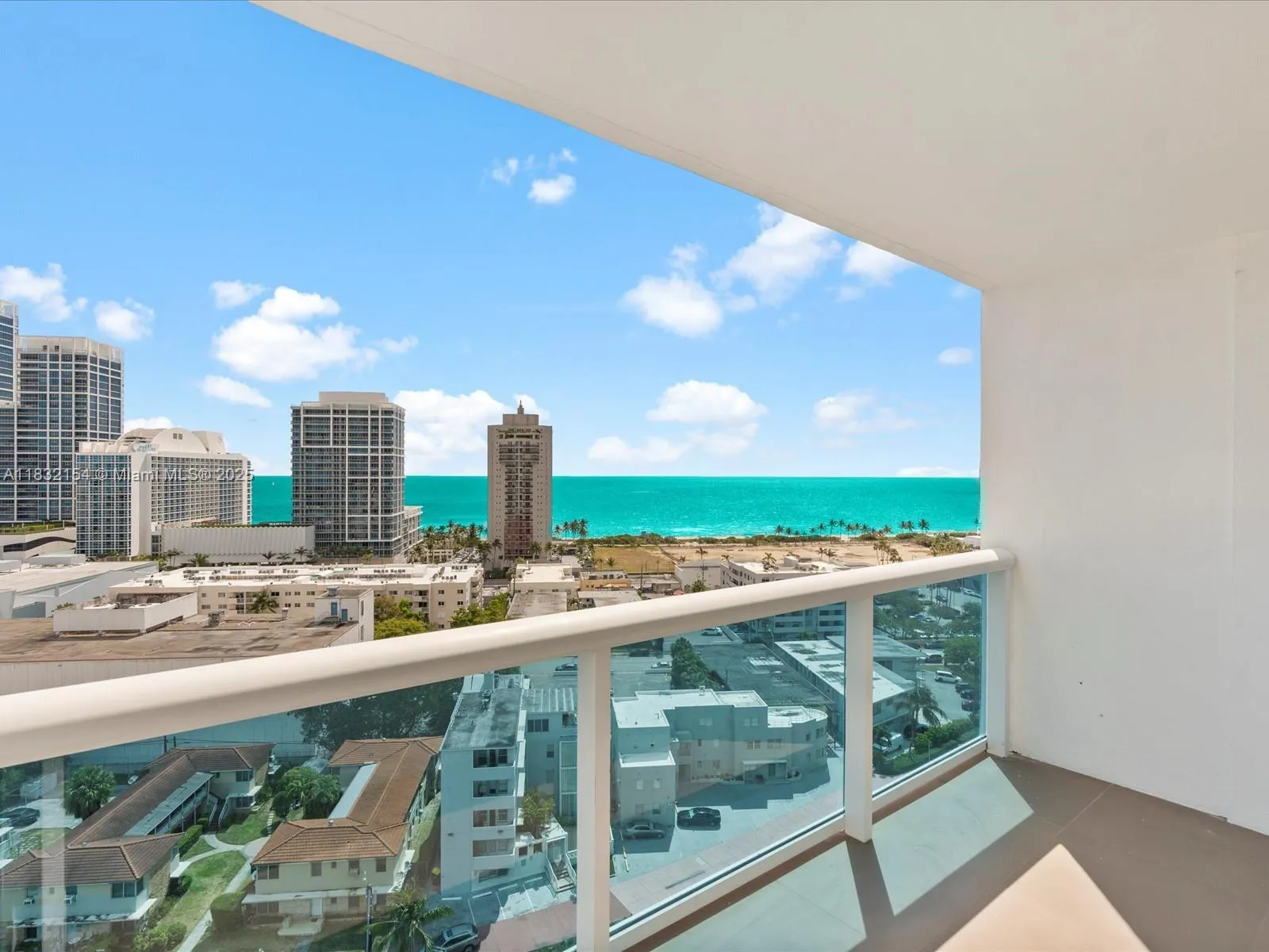 1 bedroom 1 bath for sale at 6770 Indian Creek Dr # R, Miami Beach FL 33141