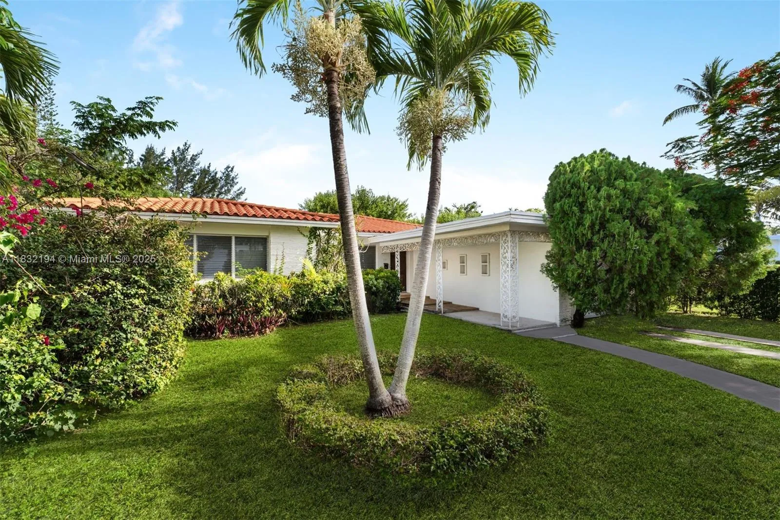 330 N Shore Dr, Miami Beach FL 33141