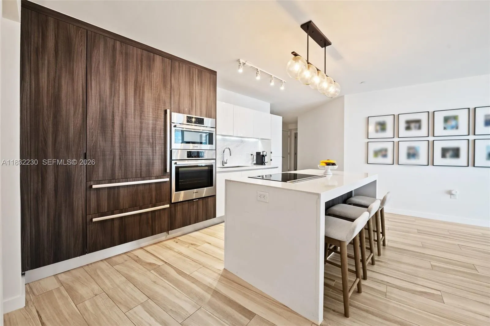 851 NE 1st Ave # 2809, Miami FL 33132