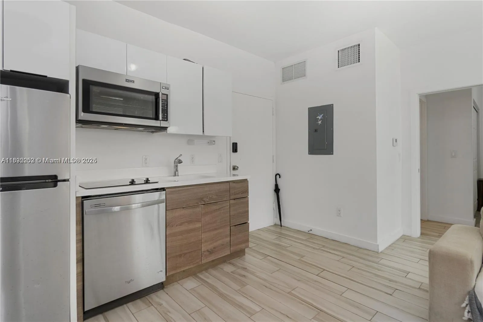 1560 Meridian Ave # 108, Miami Beach FL 33139