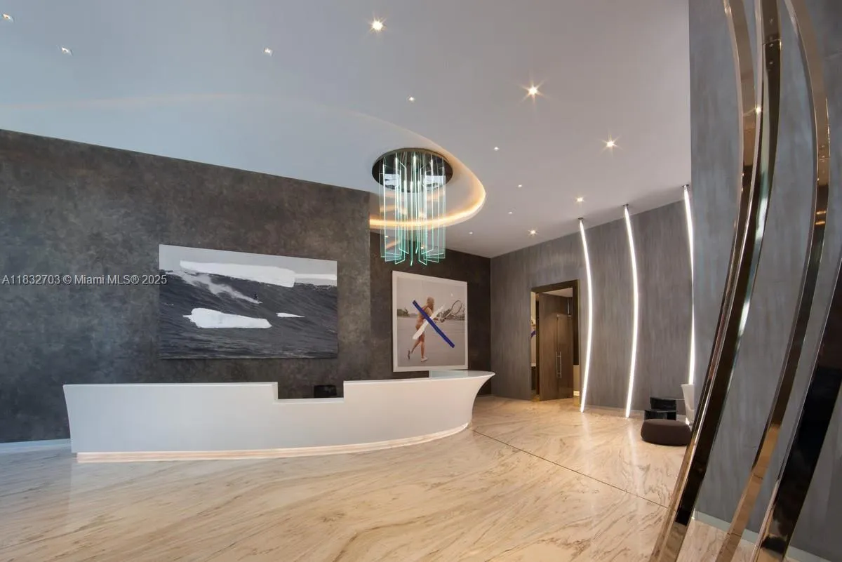1000 Brickell Plz # 3703, Miami FL 33131