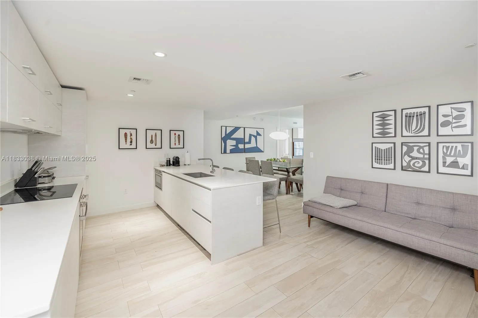 1300 S Miami Ave # 2210, Miami FL 33130