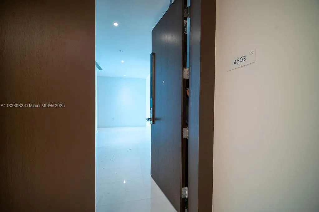 300 Biscayne Blvd Way # 4603, Miami FL 33131