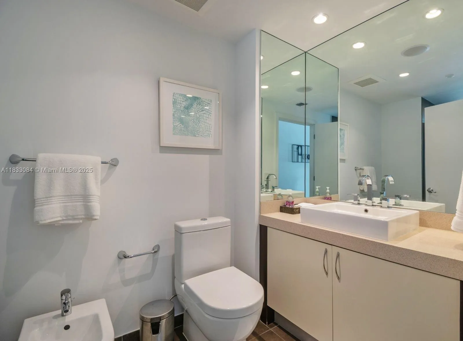 2130 Park Ave, Miami Beach FL 33139