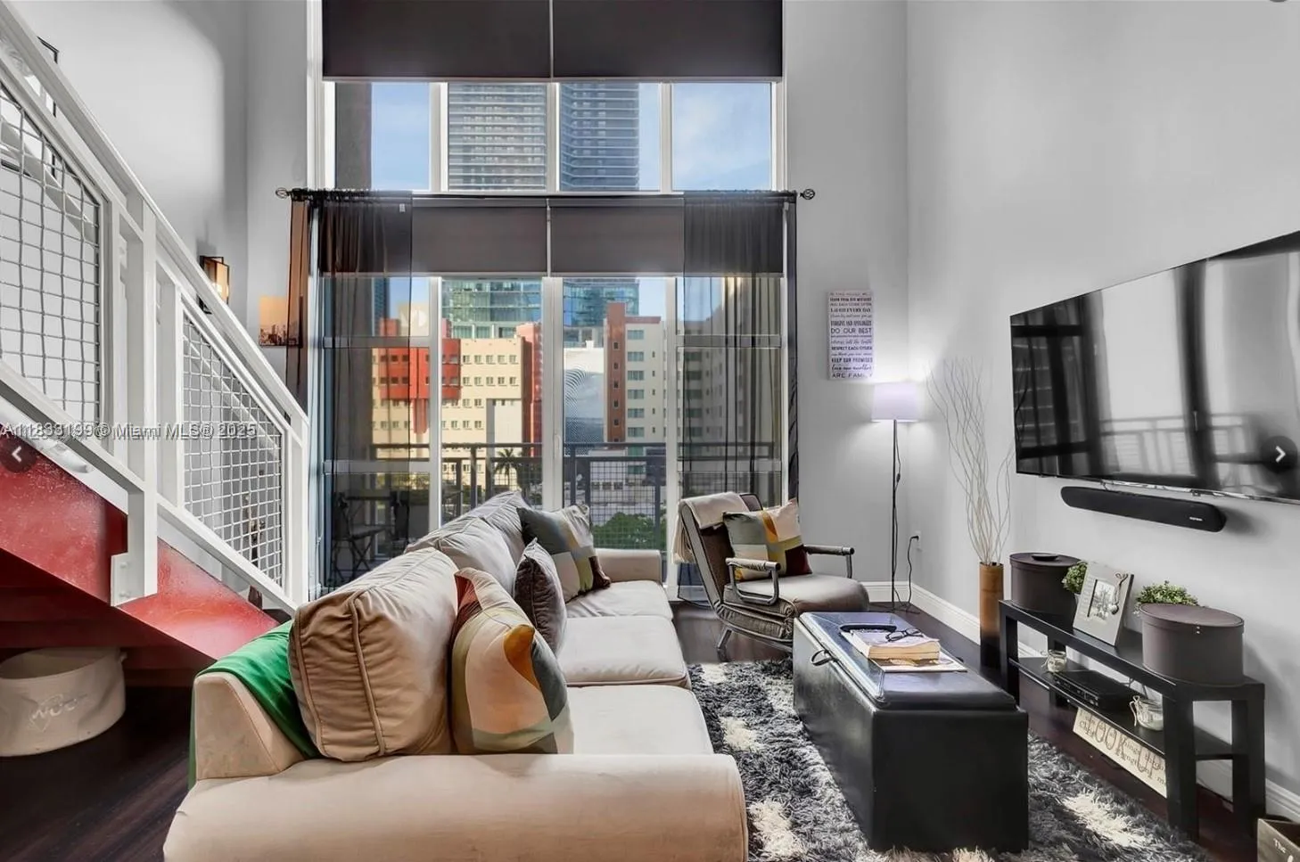 244 Biscayne Blvd # 440, Miami FL 33132