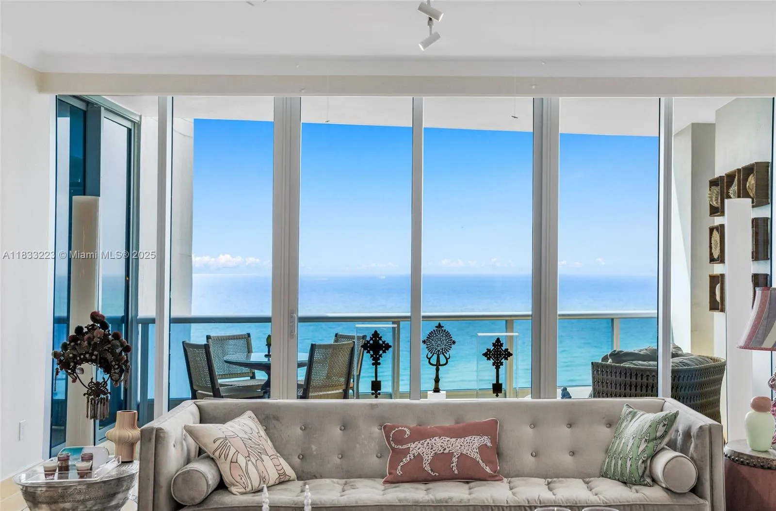 5959 Collins Ave # 1404, Miami Beach FL 33140