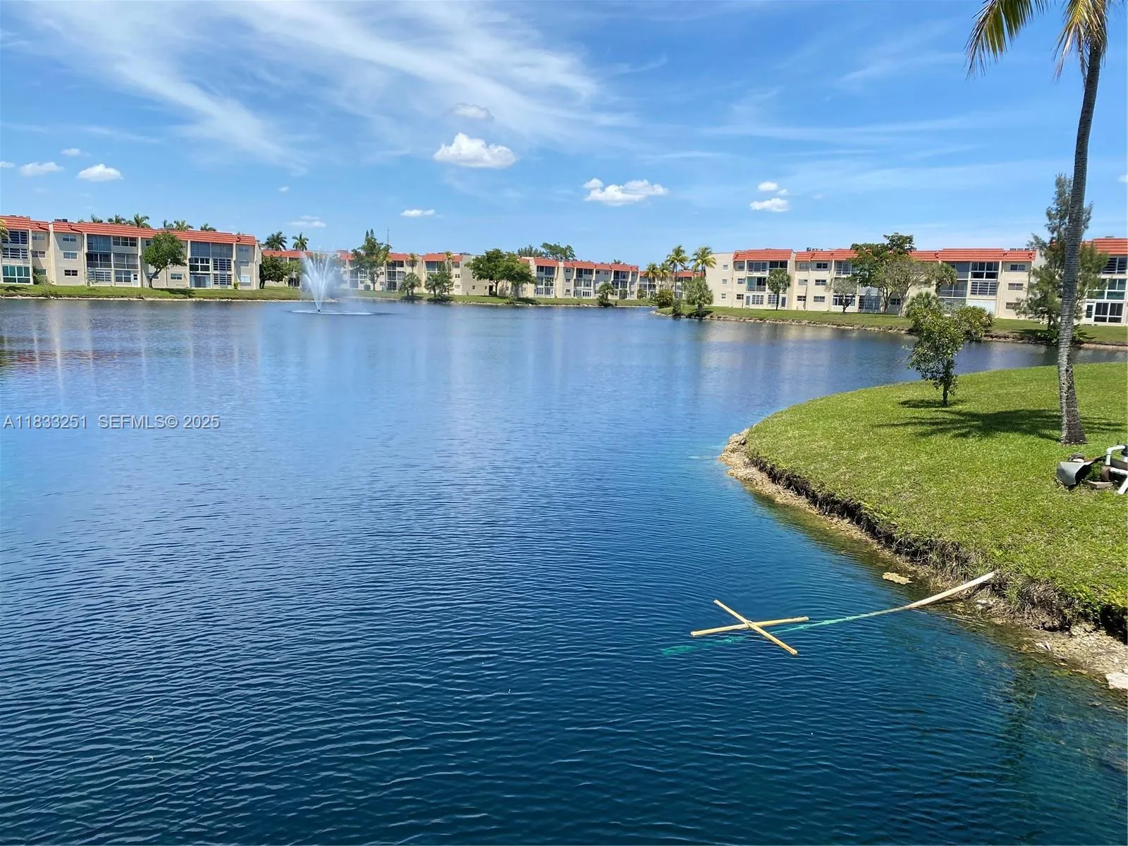 1 bedroom 1 bath for sale at 8891 Sunrise Lakes Blvd # 308, Sunrise FL 33322