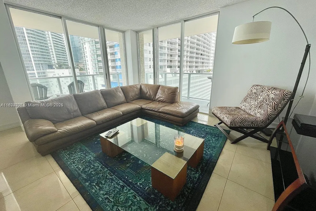 1155 Brickell Bay Dr # 1401, Miami FL 33131