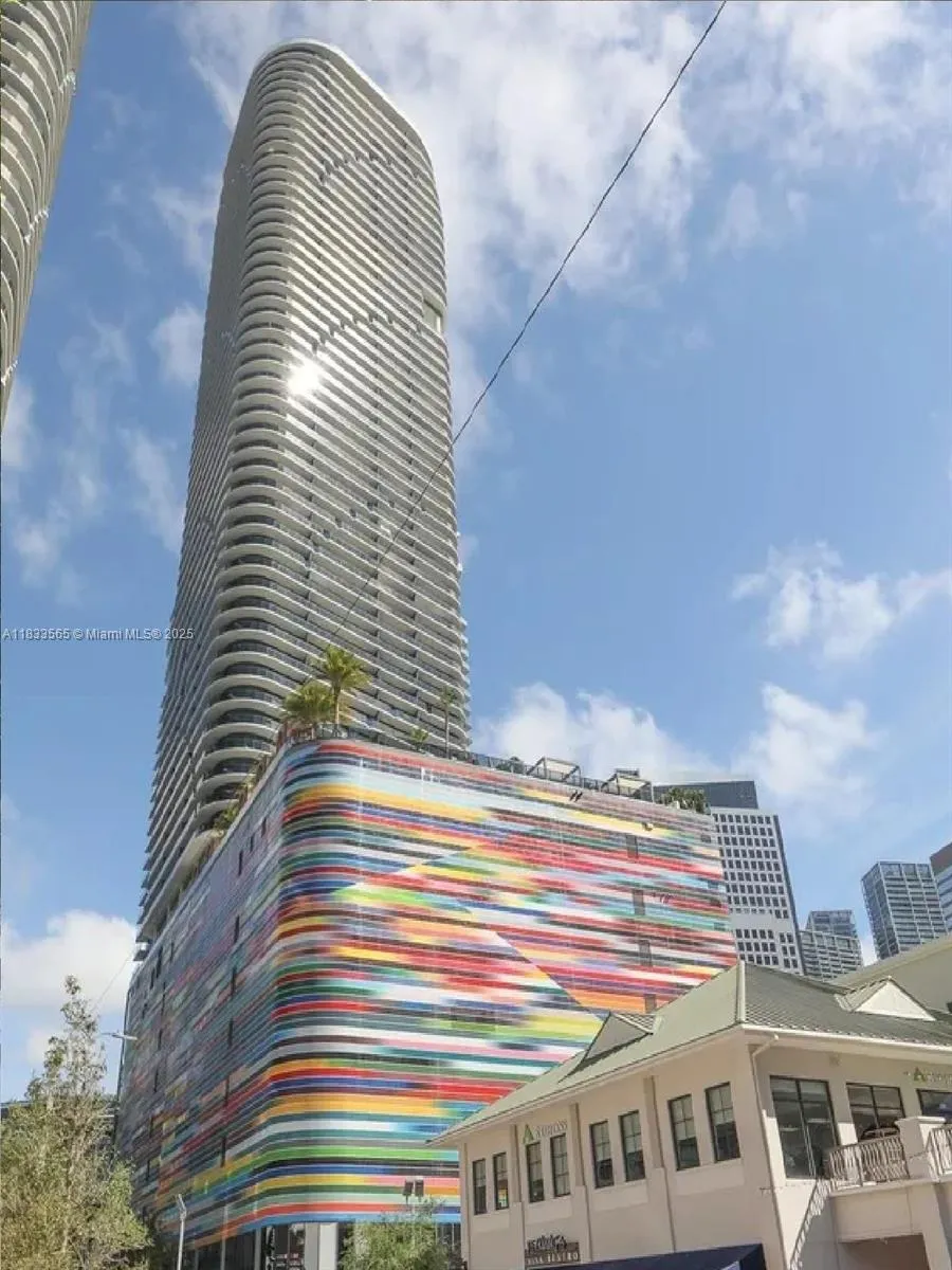 801 S Miami Ave # 4204, Miami FL 33130