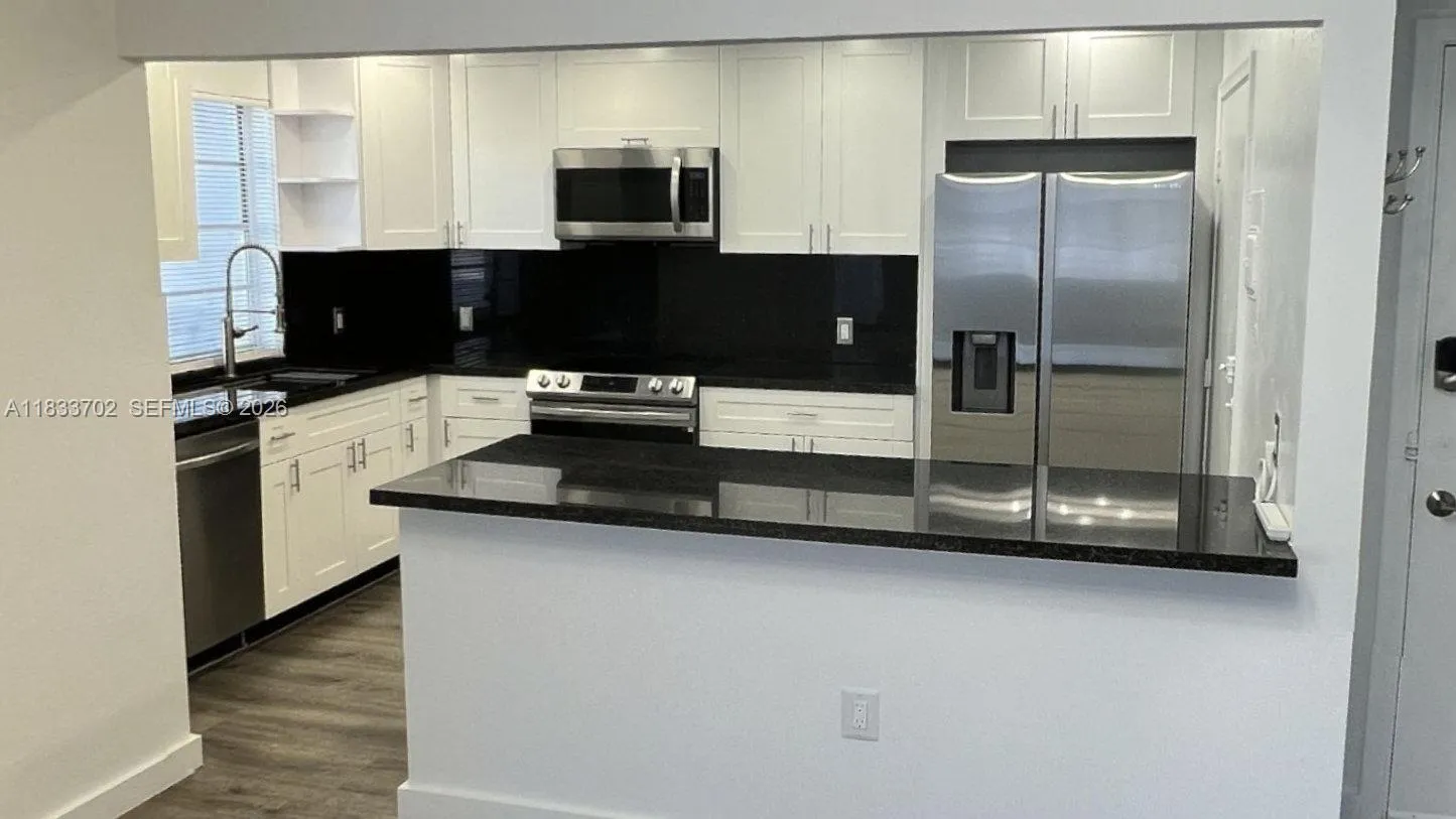 1020 Meridian Ave # 201, Miami Beach FL 33139