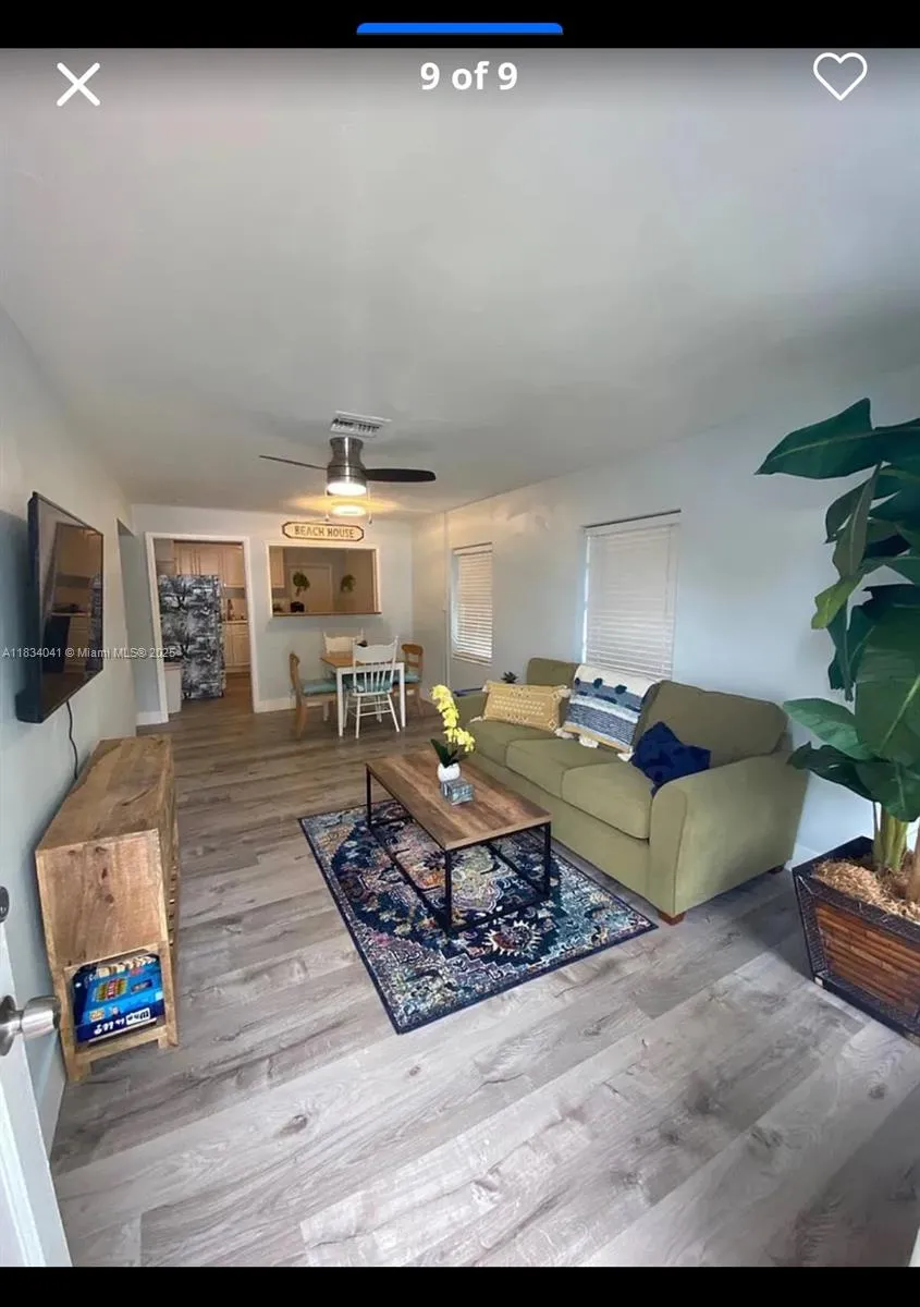 40 SE 12th St # 1, Dania Beach FL 33004
