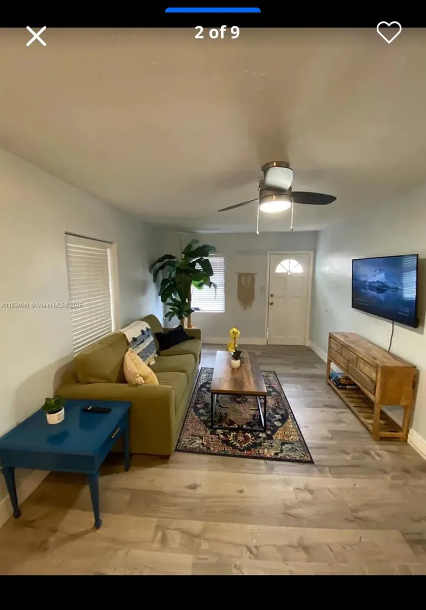 40 SE 12th St # 1, Dania Beach FL 33004