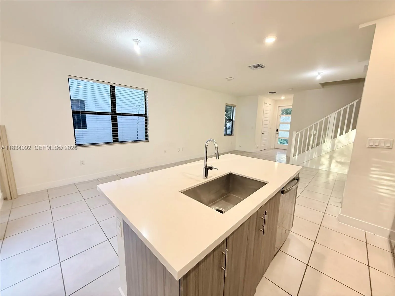 15842 NW 91 Ct # 15842, Miami Lakes FL 33018