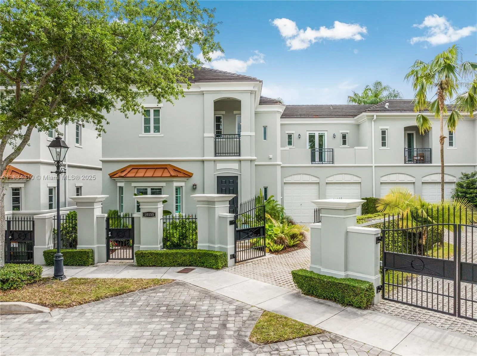 4 bedroom 3 bath for sale at 10155 SW 75th Pl, Pinecrest FL 33156