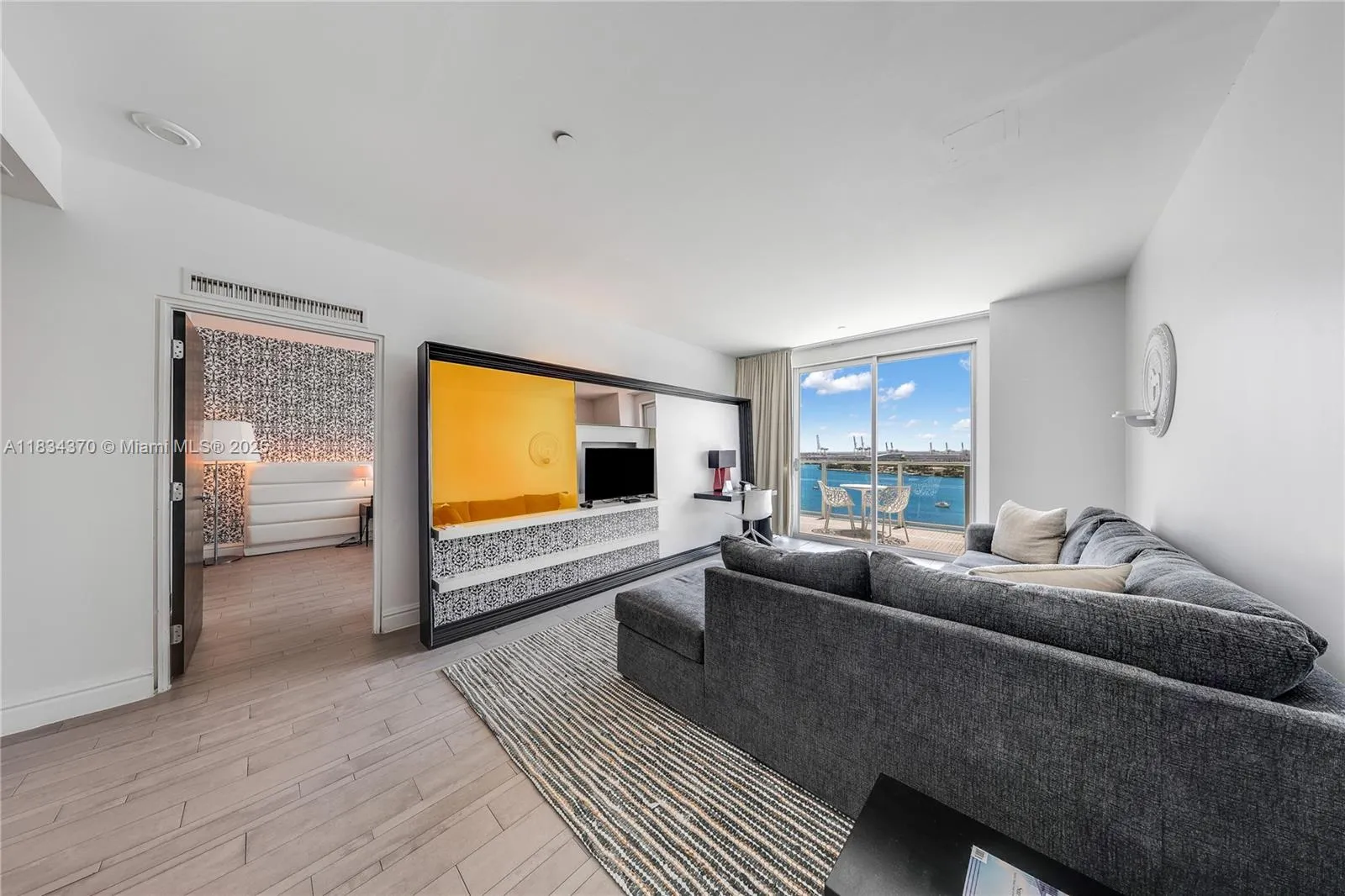 1 bedroom 1 bath for sale at 1100 West Ave # 1614, Miami Beach FL 33139