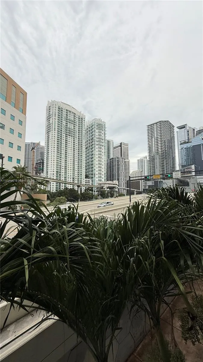 350 S Miami Ave # 304, Miami FL 33130