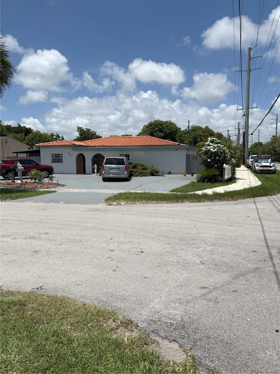 4 bedroom 3 bath for sale at 1385 NE 130th St, North Miami FL 33161