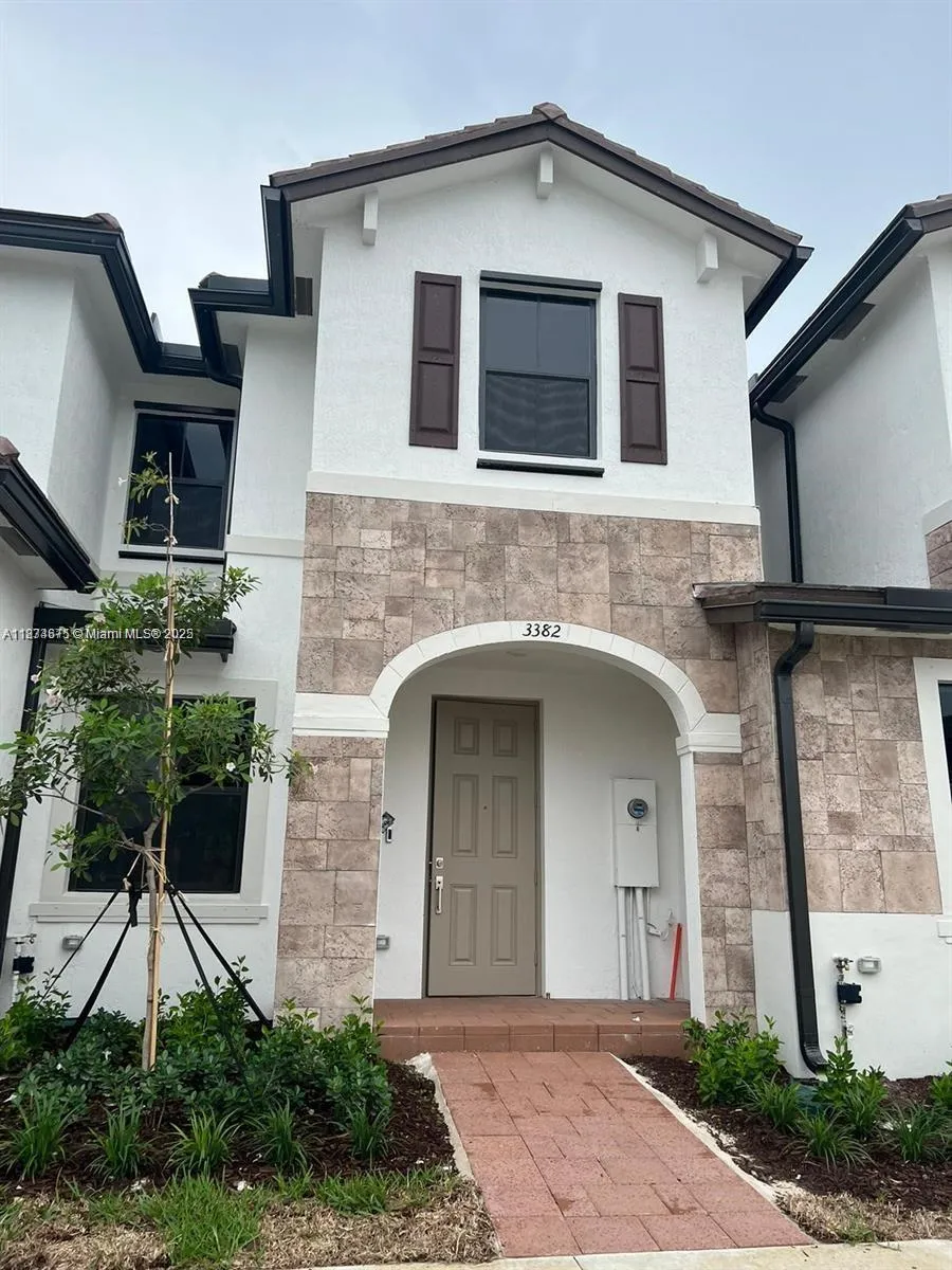 3 bedroom 2 bath for sale at 3382 W 114th Ter, Hialeah FL 33018