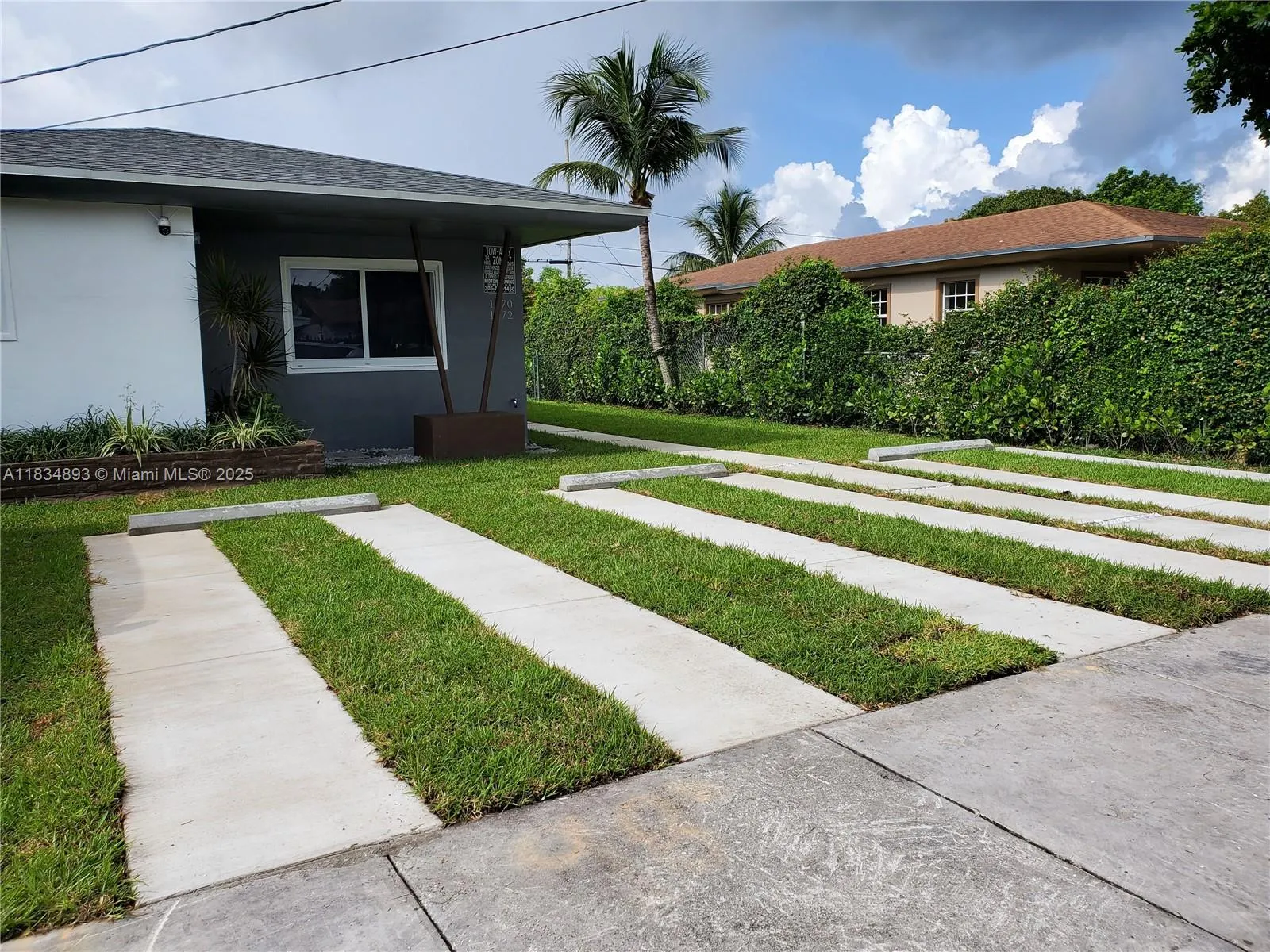 2 bedroom 1 bath for rent at 1170 NE 111th St # 1170, Miami FL 33161