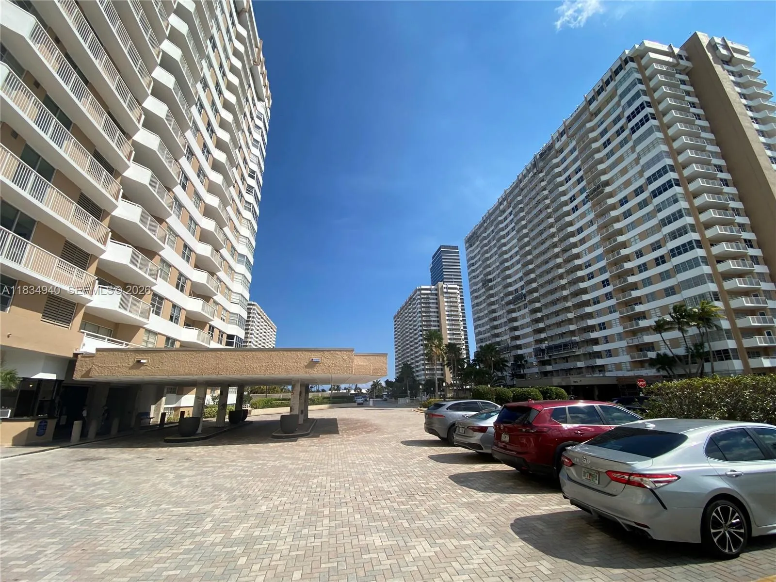 1965 S Ocean Dr # 10L, Hallandale Beach FL 33009