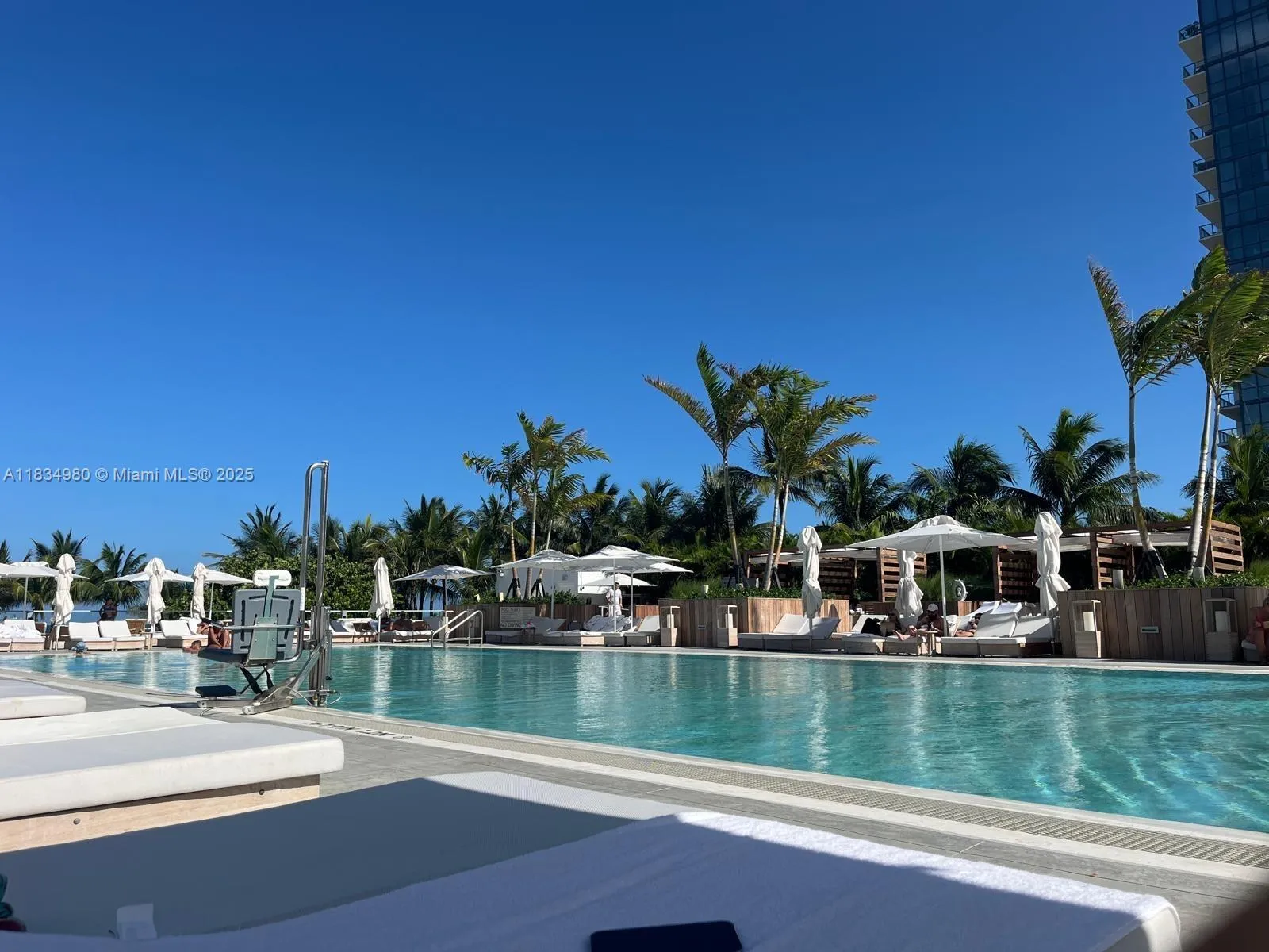 2301 Collins Ave # 415, Miami Beach FL 33139