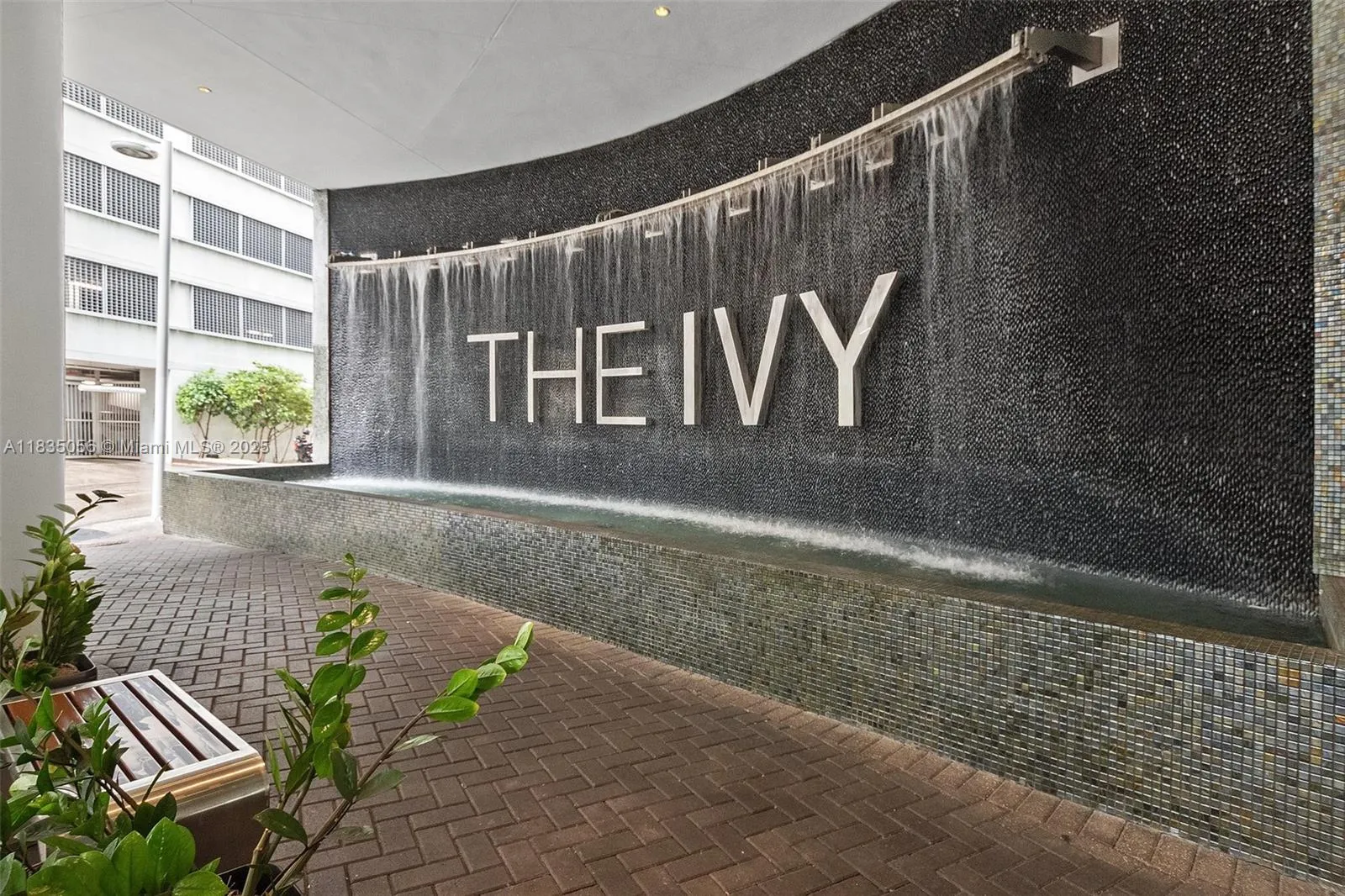 2 bedroom 2 bath for sale at 90 SW 3rd St # 3810, Miami FL 33130