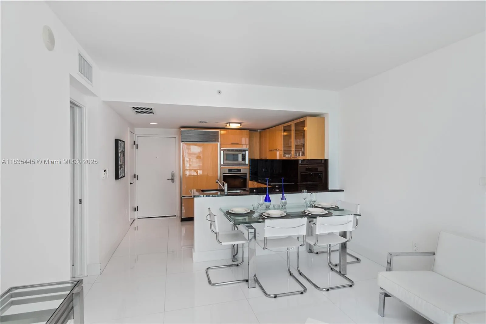6801 Collins Ave # 1415, Miami Beach FL 33141