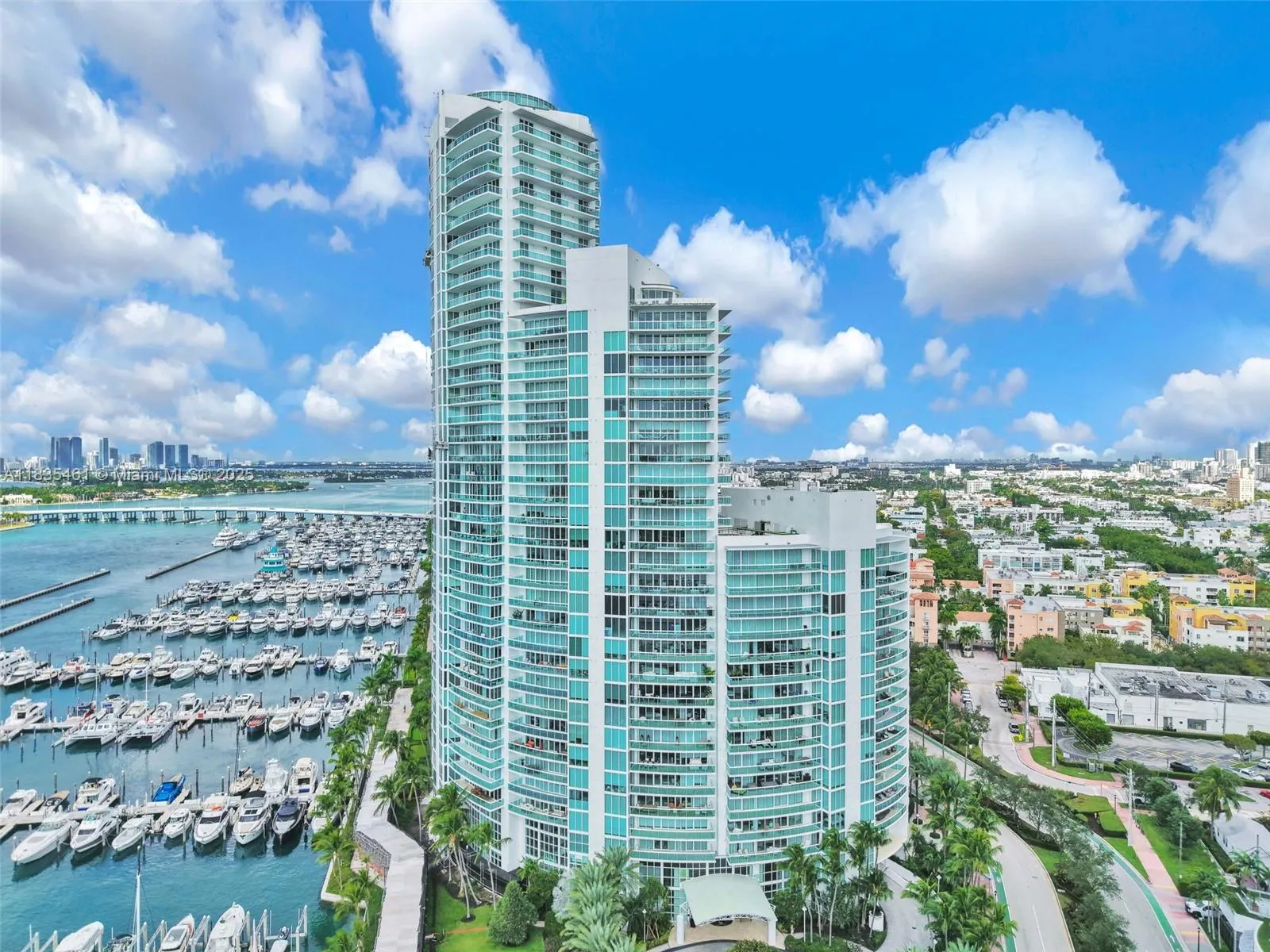 1 bedroom 1 bath for sale at 1000 S Pointe Dr # 1706, Miami Beach FL 33139